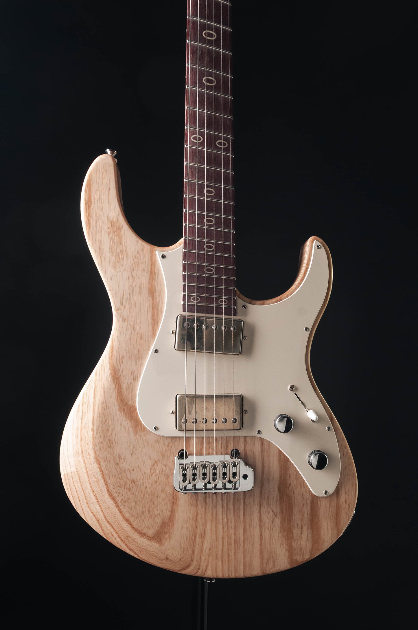 CustomShop - Genesis Natural 6 String