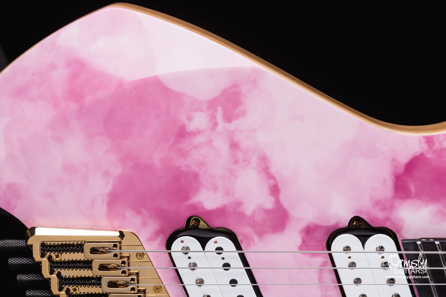 Artist Series Kris Xen Goliath GTR Run 17 - Strawberry Storm