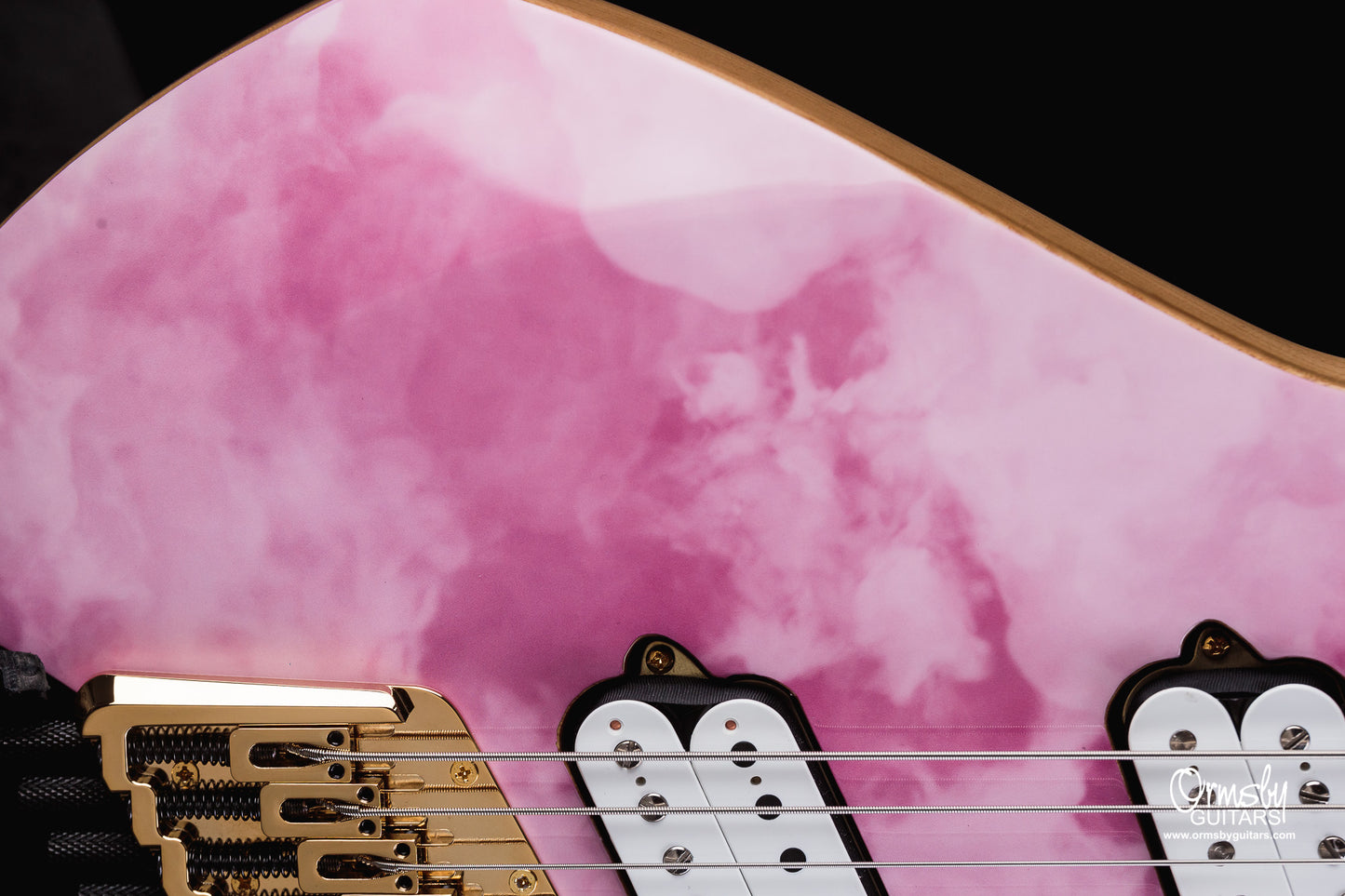 Artist Series Kris Xen Goliath GTR Run 17 - Strawberry Storm