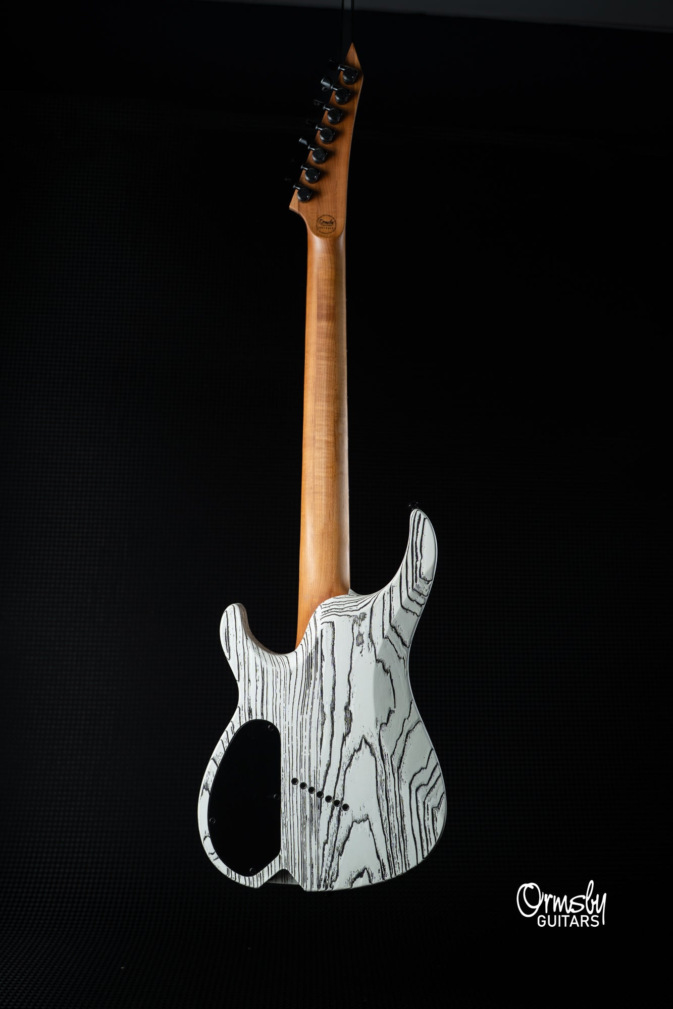 Skull SX Run 16 - 7 String [1]