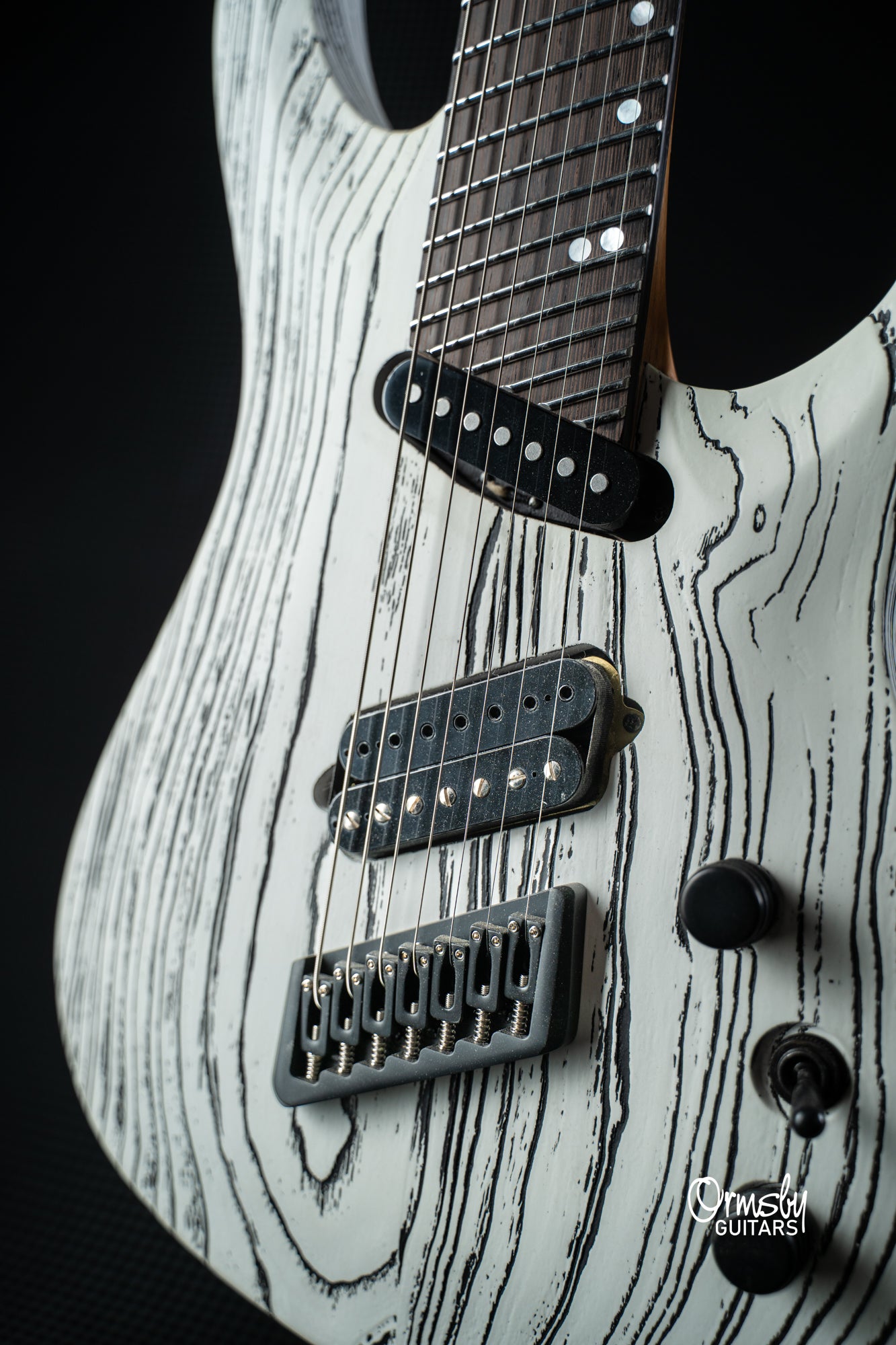 Skull SX Run 16 - 7 String [1]