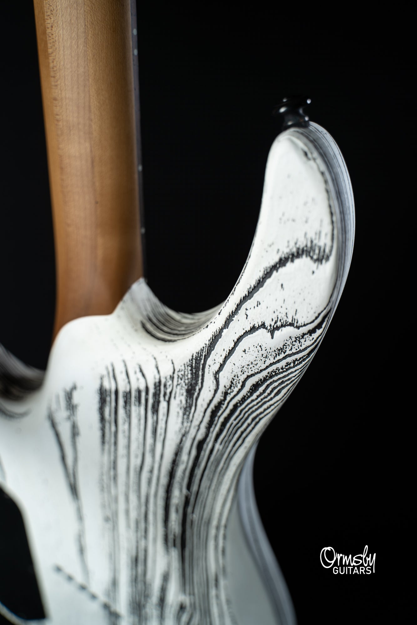 Skull SX Run 16 - 6 String [4]