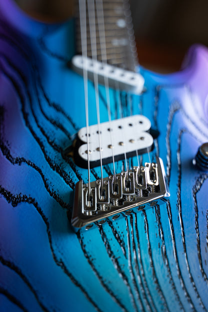 Art Series - SX Run 16 - 6 String [NEON NIGHTS]