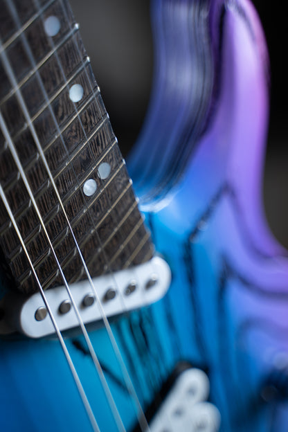 Art Series - SX Run 16 - 6 String [NEON NIGHTS]