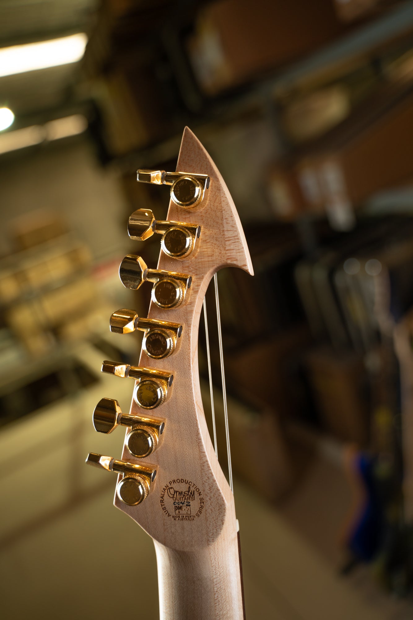 Factory Standard - Hypemachine H1 (White/Gold)