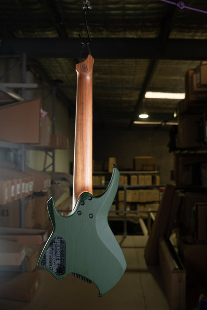 CustomShop Goliath 8 String