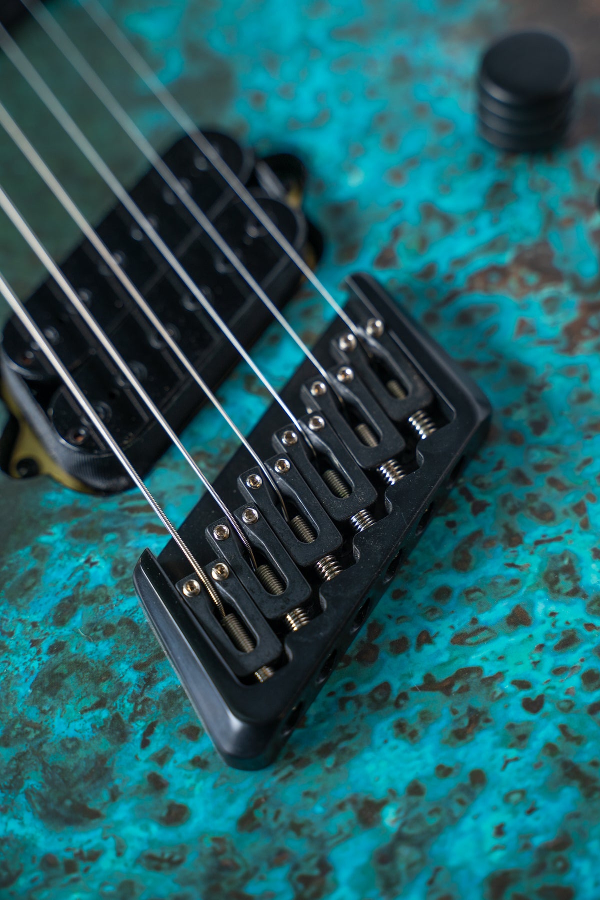 SHOP 6 STRING