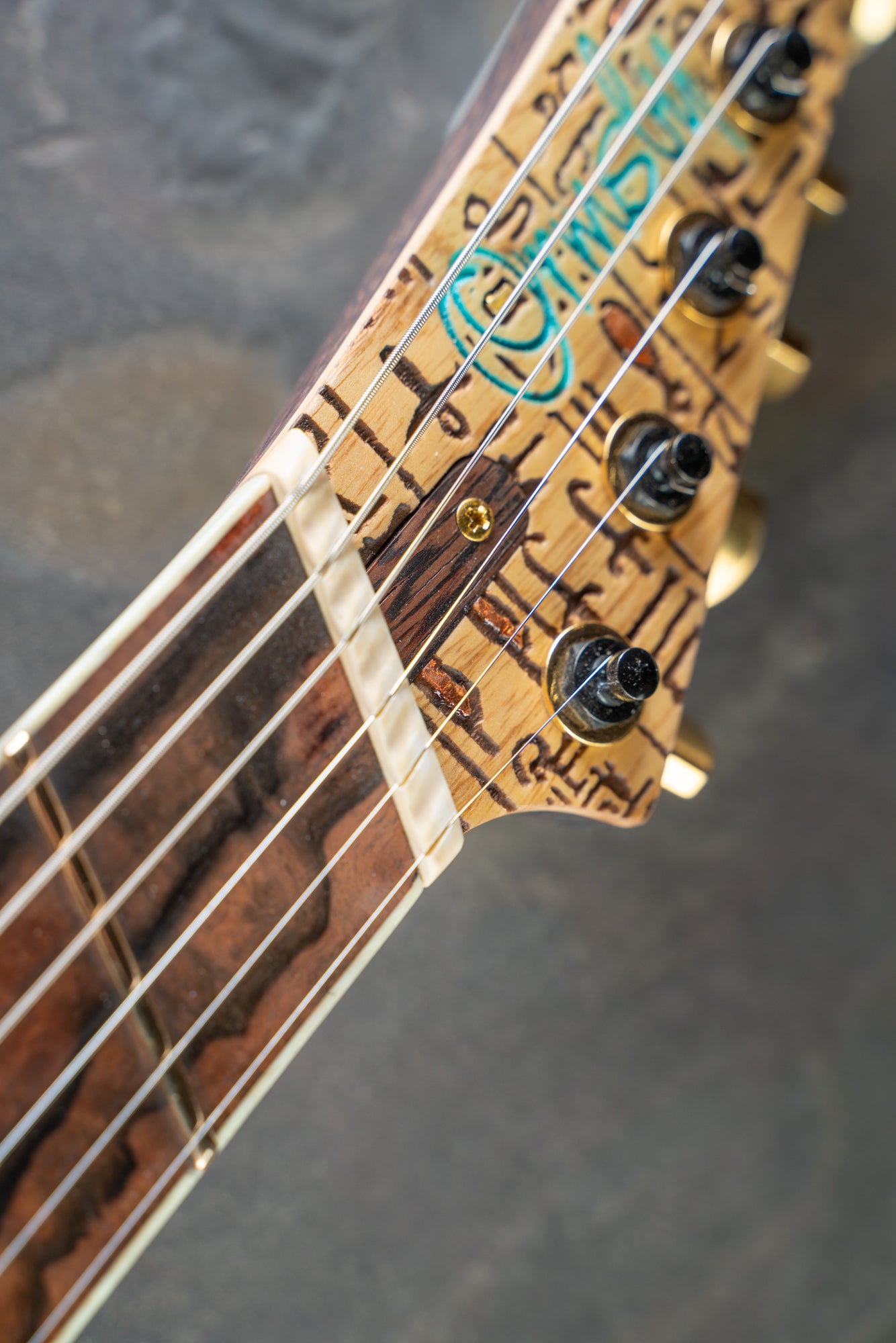 CustomShop Metal V: Vgypt
