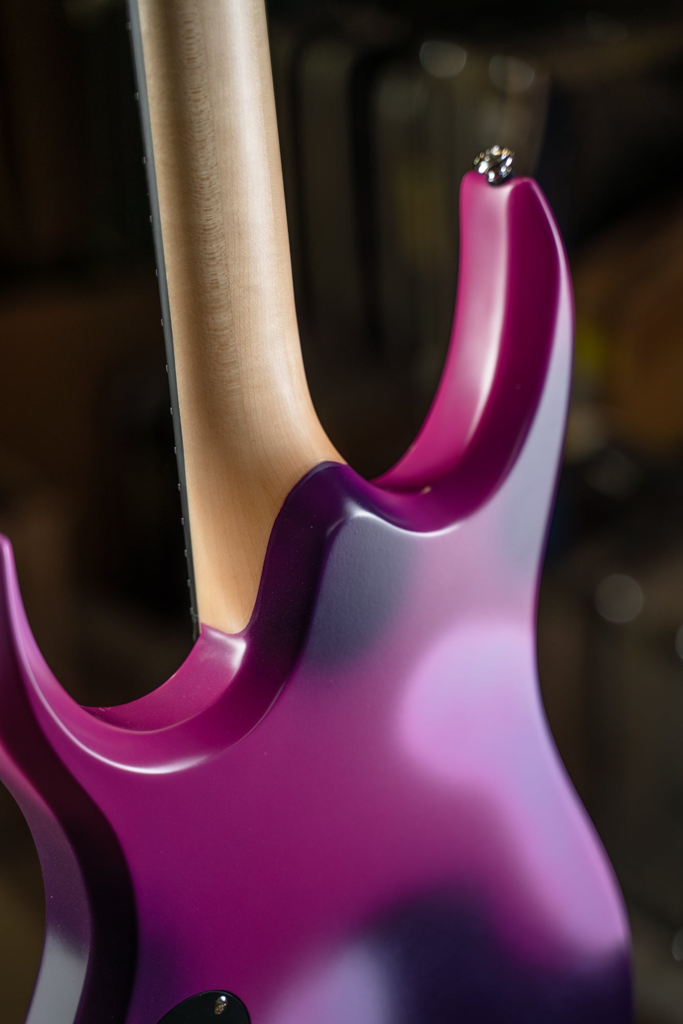 [Art Series] GTR Hype - 6 String: Purple Camo